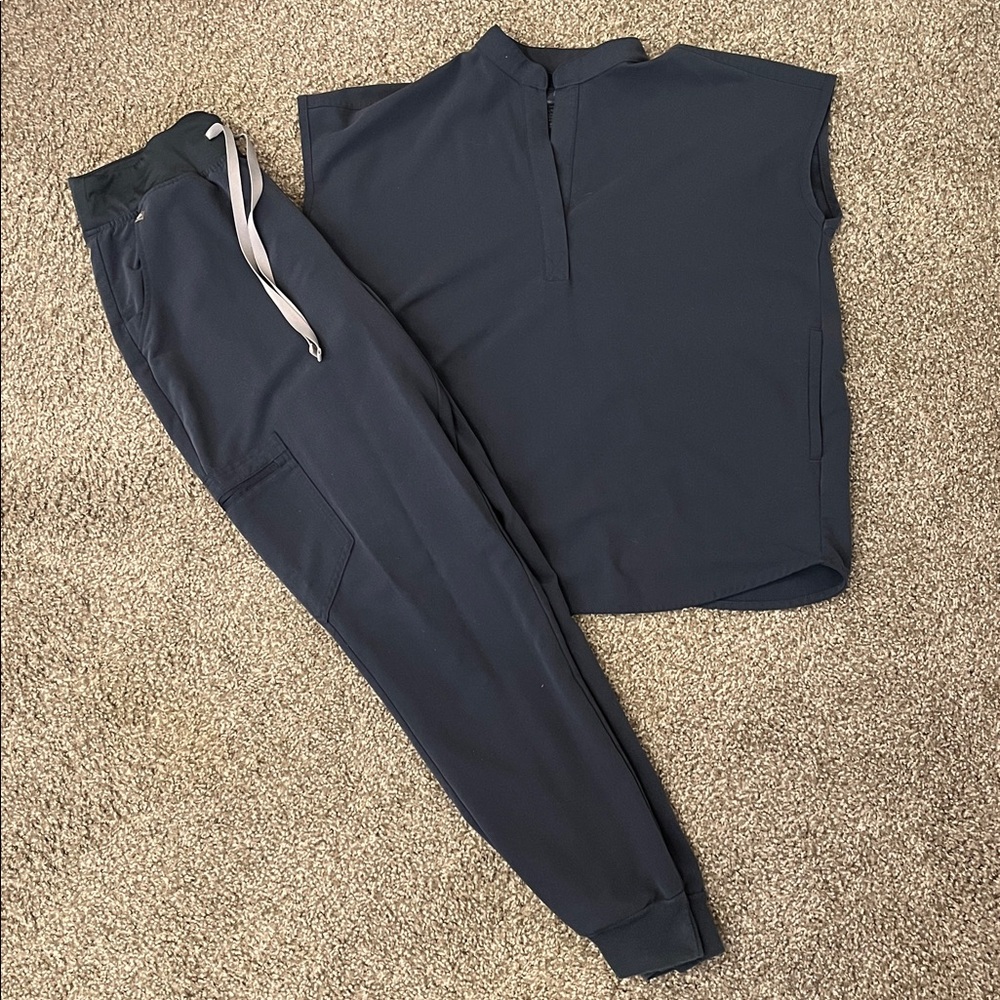 Figs Women's Dark Harbor Scrubs